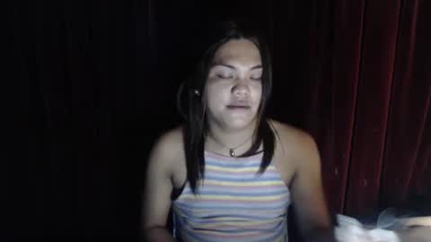 Snapshot of urhottie_bella chatting on May 5, 2026, 4:48 pm urhottie_bella online show from May 5, 2026, 4:48 pm