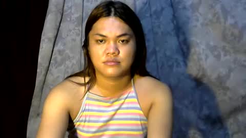 Snapshot of urhottie_bella chatting on June 5, 2026, 7:19 pm urhottie_bella online show from June 5, 2026, 7:19 pm