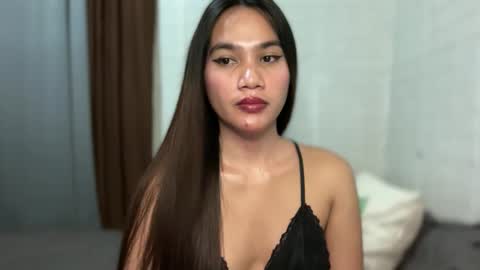 urhottylicious_cum online show from March 31, 2026, 3:23 pm