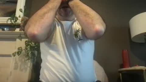 Snapshot of urhungdaddy8 chatting on February 18, 2026, 3:41 pm Hung Daddy online show from February 18, 2026, 3:41 pm