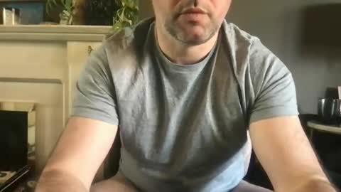 Snapshot of urhungdaddy8 chatting on May 8, 2026, 10:09 am Hung Daddy online show from May 8, 2026, 10:09 am