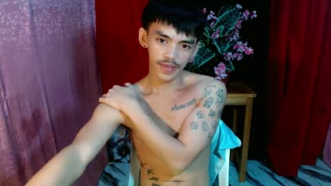 Snapshot of urhunky_boy chatting on June 23, 2026, 8:18 pm urhunky_boy online show from June 23, 2026, 8:18 pm