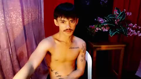 Snapshot of urhunky_boy chatting on July 13, 2026, 9:12 am urhunky_boy online show from July 13, 2026, 9:12 am