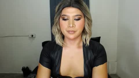 Zoe online show from February 2, 2025, 2:56 pm