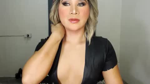 Zoe online show from February 16, 2025, 11:16 am