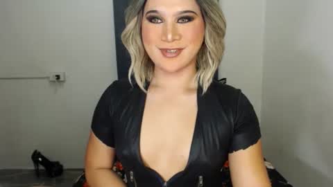 Zoe online show from February 23, 2025, 8:28 am