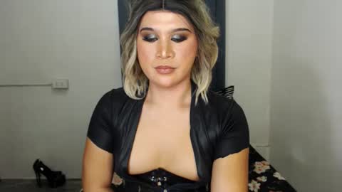 Zoe online show from February 23, 2025, 11:33 am