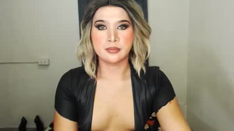 Zoe online show from March 10, 2025, 2:28 am