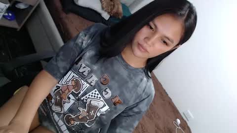 Amira online show from March 4, 2025, 4:38 am