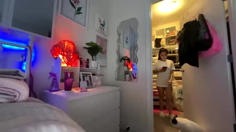Snapshot of urlittlefilipina chatting on February 23, 2026, 5:21 pm urlittlefilipina online show from February 23, 2026, 5:21 pm