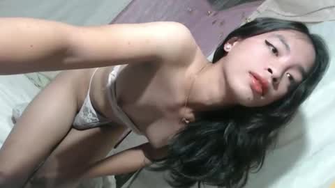Snapshot of urlovely_ariana chatting on April 29, 2026, 11:33 pm Ariana online show from April 29, 2026, 11:33 pm