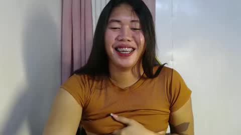 Sofie online show from October 25, 2025, 7:08 pm