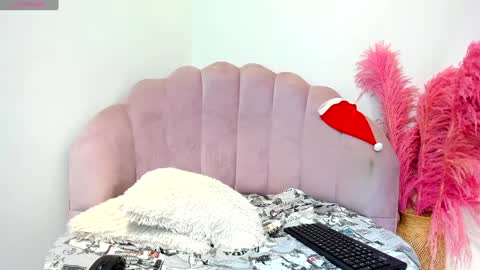 Love online show from December 11, 2024, 4:18 am