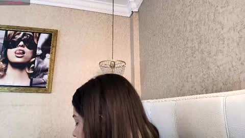 Love online show from November 3, 2025, 8:32 pm