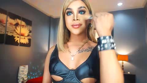 UrMajestyTyra online show from February 22, 2025, 10:07 am