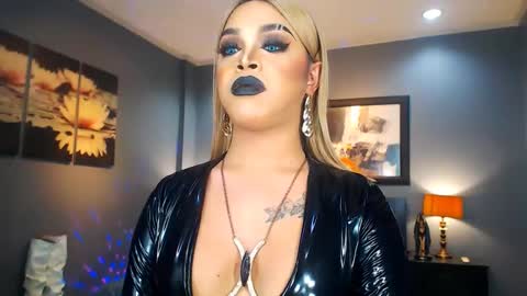 UrMajestyTyra online show from February 24, 2025, 5:00 am