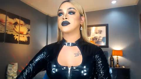 UrMajestyTyra online show from February 25, 2025, 5:08 am