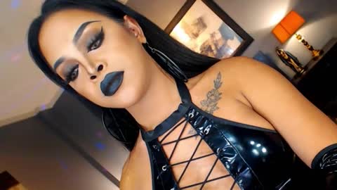 UrMajestyTyra online show from October 9, 2025, 2:31 am