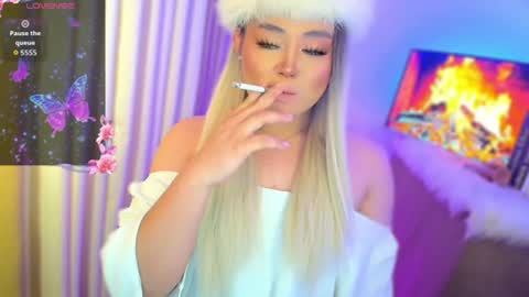Snapshot of urnaughty_ceciliaxxx chatting on July 22, 2026, 5:38 pm cecilia online show from July 22, 2026, 5:38 pm