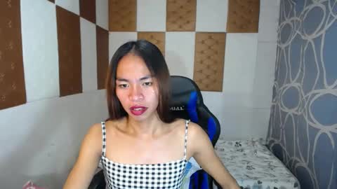 urpinay_cassy online show from February 17, 2025, 6:26 pm