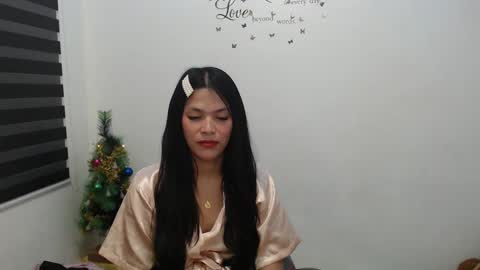hi im kim online show from December 6, 2024, 4:03 am