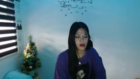 hi im kim online show from December 12, 2024, 5:52 am