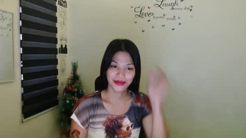 hi im kim online show from December 15, 2024, 2:30 am