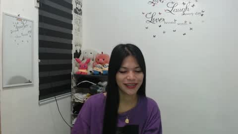 hi im kim online show from December 29, 2024, 12:41 am