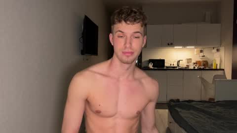 ursaotome online show from October 27, 2025, 2:54 pm