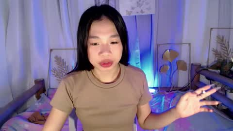 JUST CALL ME LLANA online show from February 9, 2026, 2:15 am