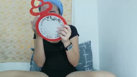 im jenny online show from September 25, 2025, 5:44 am