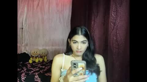 ursexyvalerie_xx online show from November 26, 2025, 7:04 pm