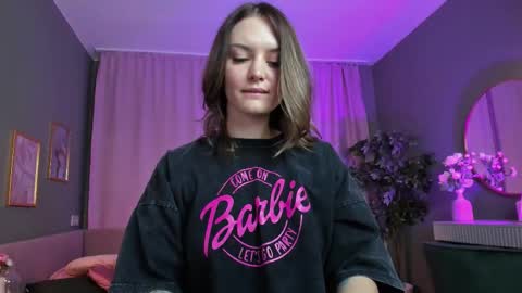 Eva online show from February 3, 2026, 1:04 am