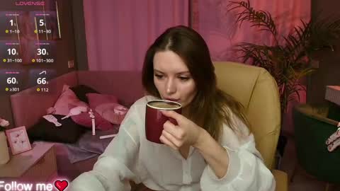 Eva online show from April 19, 2026, 1:16 am