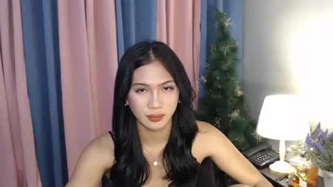 JUST CALL ME GWENNY online show from October 8, 2025, 6:11 am