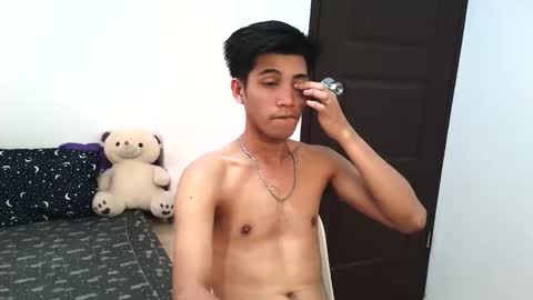 ursweetie_boy online show from March 29, 2026, 8:03 am