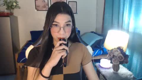 Snapshot of urwetasianprincessxx chatting on January 26, 2025, 11:17 am Ashley Kate Mateo Gray online show from January 26, 2025, 11:17 am