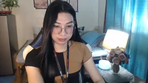 Snapshot of urwetasianprincessxx chatting on February 24, 2025, 2:58 pm Ashley Kate Mateo Gray online show from February 24, 2025, 2:58 pm