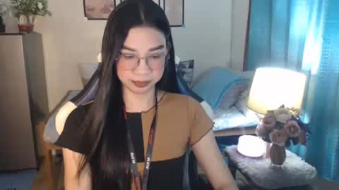 Snapshot of urwetasianprincessxx chatting on February 28, 2025, 11:14 am Ashley Kate Mateo Gray online show from February 28, 2025, 11:14 am