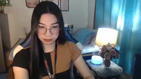 Snapshot of urwetasianprincessxx chatting on February 28, 2025, 2:31 pm Ashley Kate Mateo Gray online show from February 28, 2025, 2:31 pm