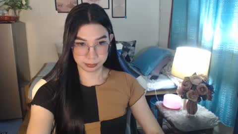 Snapshot of urwetasianprincessxx chatting on March 4, 2025, 10:24 am Ashley Kate Mateo Gray online show from March 4, 2025, 10:24 am