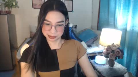 Snapshot of urwetasianprincessxx chatting on March 12, 2025, 11:20 am Ashley Kate Mateo Gray online show from March 12, 2025, 11:20 am