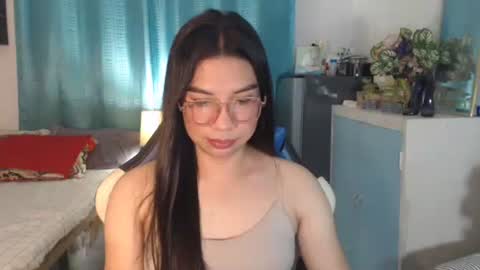 Snapshot of urwetasianprincessxx chatting on February 11, 2026, 11:04 am Ashley Kate Mateo Gray online show from February 11, 2026, 11:04 am