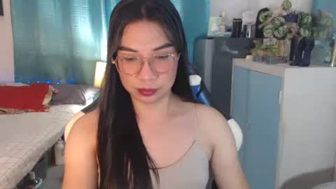 Snapshot of urwetasianprincessxx chatting on February 23, 2026, 11:18 am Ashley Kate Mateo Gray online show from February 23, 2026, 11:18 am