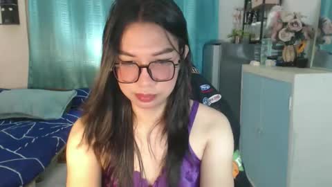 Ashley Kate Mateo Gray online show from May 20, 2026, 6:08 am