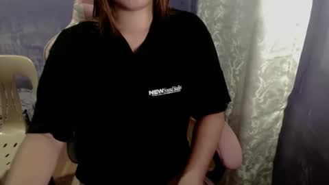 urwildslutty17 online show from November 16, 2025, 2:50 am