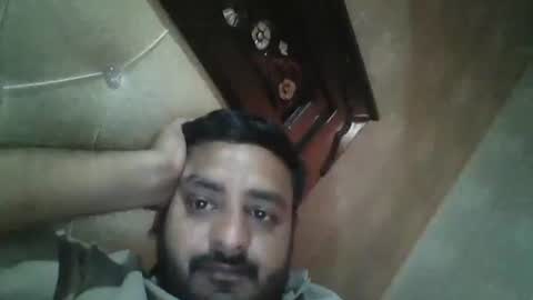 Snapshot of usman184 chatting on January 28, 2025, 8:25 am Mian184 online show from January 28, 2025, 8:25 am