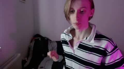 Excuse me online show from December 24, 2024, 3:26 pm