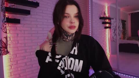 Eva online show from December 16, 2024, 9:14 am