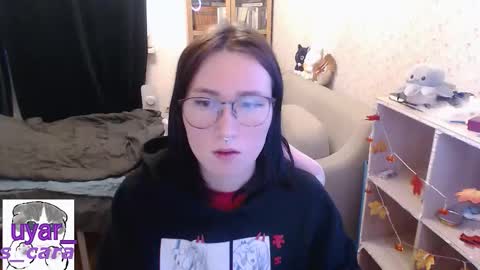 Cara online show from November 30, 2025, 8:40 am